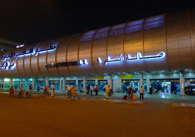 مطار القاهرة