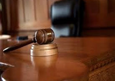 إحالة فتاة تزعمت عصابة لخطف رجال الأعمال بالأقصر