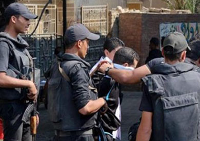 «الداخلية»: القبض على أحد كوادر الجماعة الإسلامية هارب من حكم غيابي