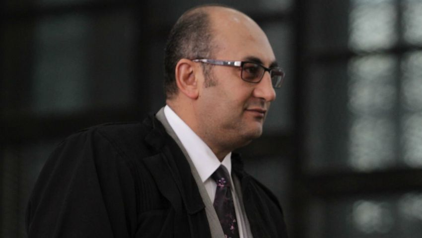خالد علي يحضر جلسة محاكمته للمرة الأولى في قضية «ارتكاب فعل فاضح»