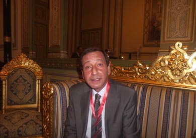 ياسر عبد القادر أستاذ علاج الأورام بكلية طب قصر العيني