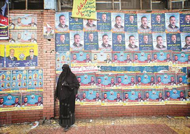 دعاية انتخابية في اول يوم انتخابات في الاسكندرية تصوير احمد ناجي