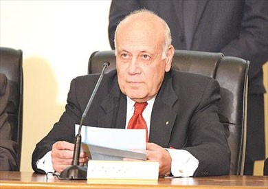 أيمن عباس - فردى