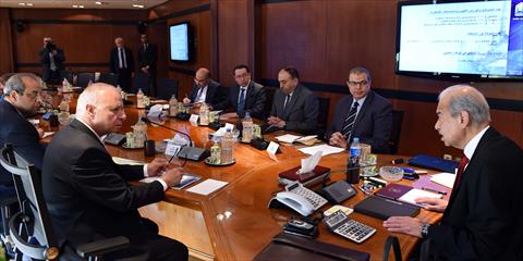 اجتماع بشأن شق التعبان‎ بمجلس الوزراء