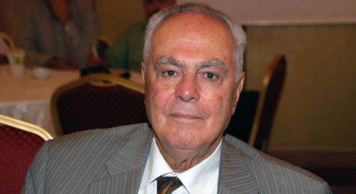 الفقيه الدستوري الكبير الدكتور يحيى الجمل