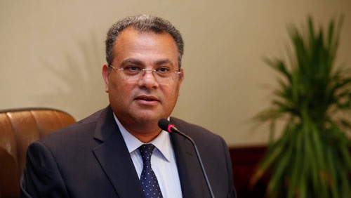 رئيس الطائفة الإنجيلية يهنيء وزير الداخلية بعيد الشرطة