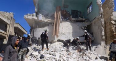 المرصد السوري: مقتل 4 أشخاص بينهم طفل في قصف على ريف جسر الشغور الغربي