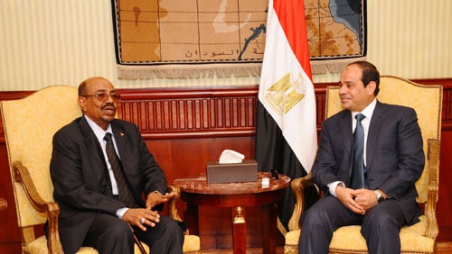 «السيسي» يلتقي نظيره السوداني على هامش اجتماعات القمة الإفريقية