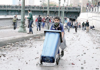 ثورة 25 يناير لم توقف العنف ضد الأطفال ــ تصوير: صبرى خالد