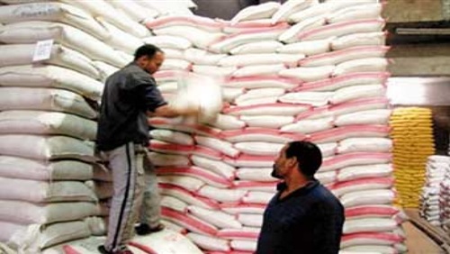 ضبط 200 طن أرز وأدوية مجهولة المصدر خلال حملة في البحيرة