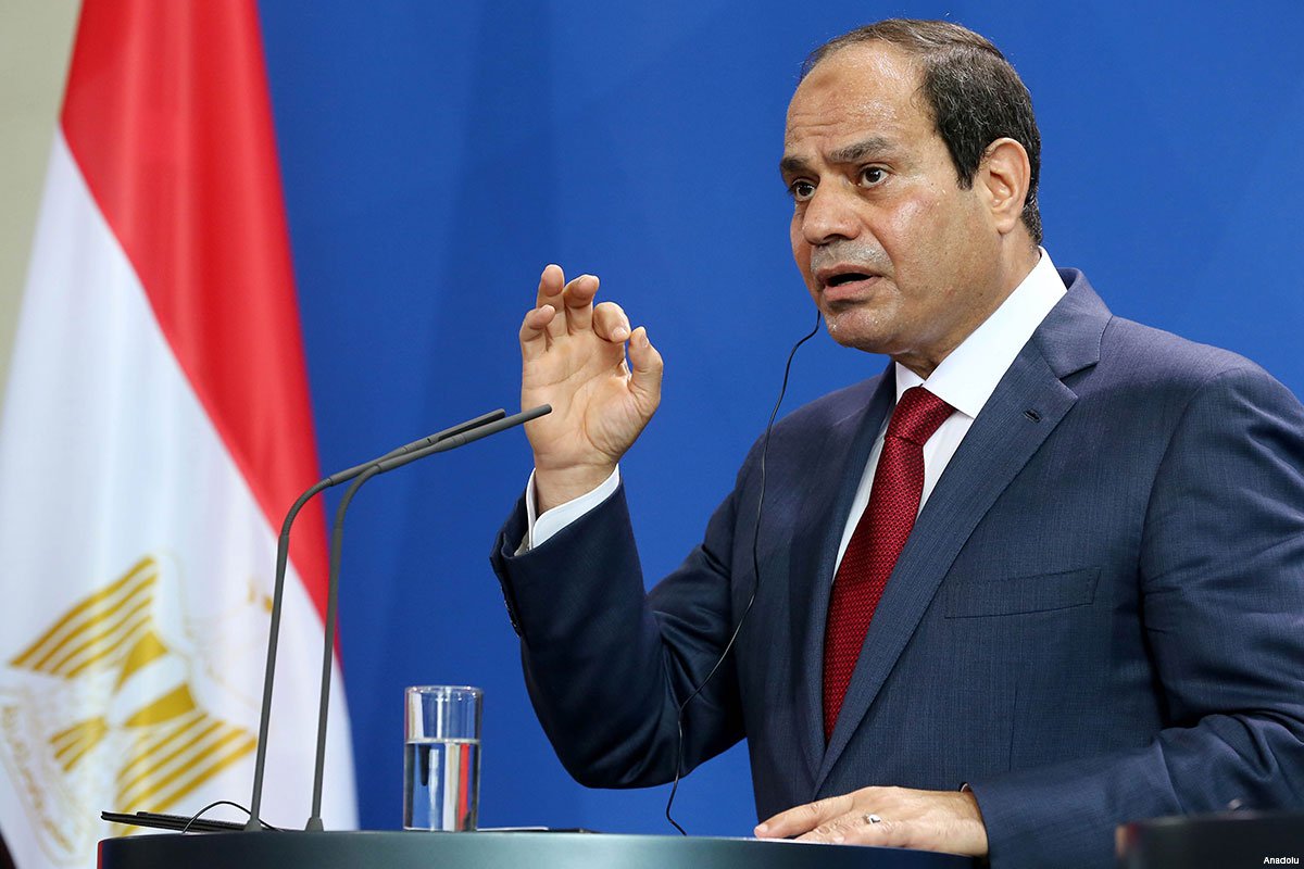 السيسي يأمر بإزالة التعديات على أراضي الدولة في شهر