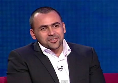 الإعلامي يوسف الحسيني