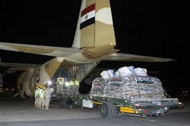 مصر ترسل مساعدات طبية وغذائية ومستلزمات إغاثة للأشقاء بالسودان