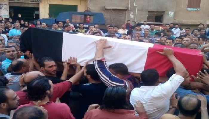 الآلاف يشيعون جثماني شهيدا البحيرة بهتافات مناهضة للإرهاب