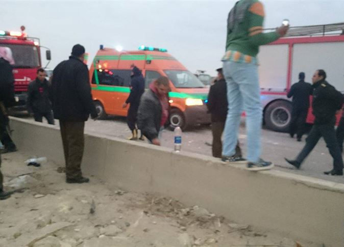 إصابة 17 شخصا في حادث تصادم بطريق «القاهرة-العاشر» بالشرقية