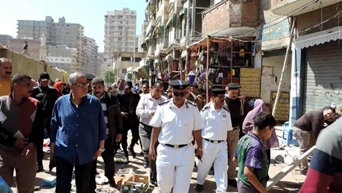 محافظة القاهرة ترفع الإشغالات المخالفة في الأحياء بالتعاون مع شرطة المرافق