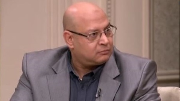 أشرف هلال، رئيس الشعبة