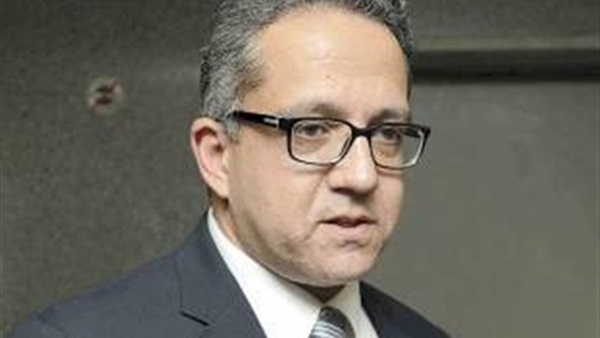 الدكتور خالد العناني وزير الآثار، يرافقه وزير الثقافة حلمي النمنم