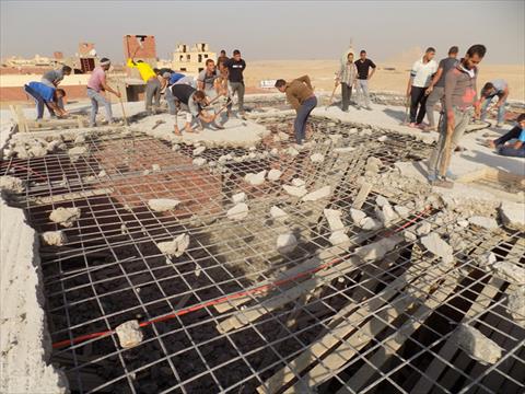 إزالة 5 مخالفات بناء بهضبة الأهرام ورفع 1500 طن مخلفات هدم