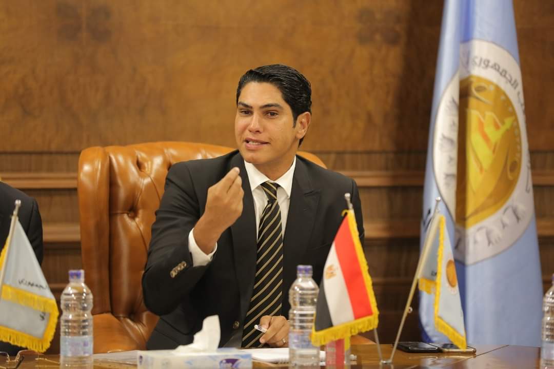 أحمد أبو هشيمة عضو مجلس الشيوخ