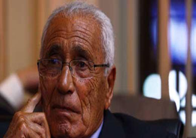 «السيسي» ينعي «هيكل»: مصر فقدت علما قديرا أسس مدرسة صحفية متميزة