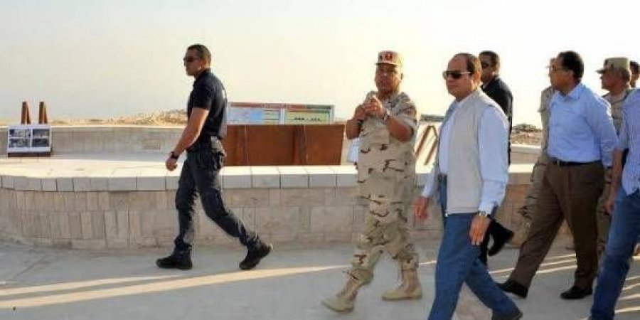«السيسي» يصل ميناء سفاجا لافتتاح أعمال التطوير