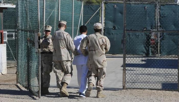 4 من معتقلي جوانتانامو يصلون السعودية