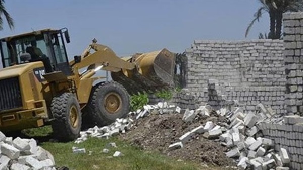إزالة 50 حالة تعدٍ على الأراضي في المنيا