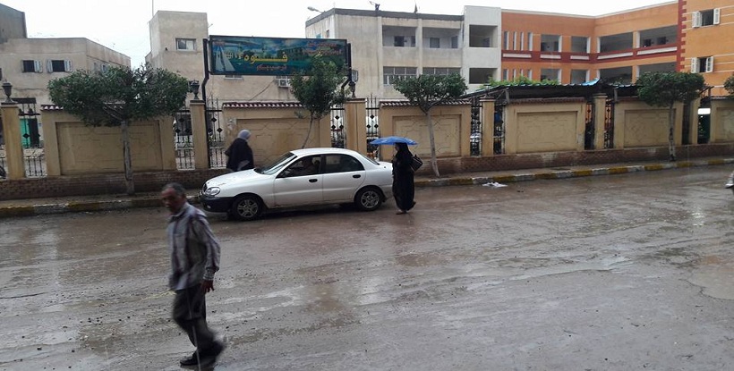 انقطاع الكهرباء وارتفاع نسبة غياب الموظفين في المصالح الحكومية بسبب سوء الأحوال الجوية بالقليوبية