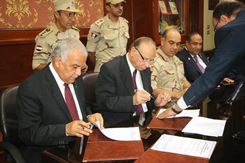 محافظ القاهرة يوقع بروتوكول تعاون مع المنطقة المركزية العسكرية