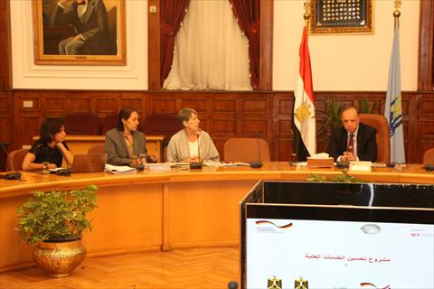 محافظ القاهرة يستقبل مدير مشروع تحسين الخدمات العامة بالقاهرة