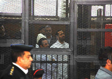 أحمد ماهر وأحمد دومة ومحمد عادل فى مقر محاكمتهم