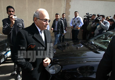 شفيق لن يكون بين مرشحي الرئاسة إذا نشرت التعديلات بالصحيفة الرسمية قبل الخميس - تصوير: مجدي إبراهيم