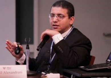 الصحفى والباحث، إسماعيل الإسكندرانى، المتعاون مع مراكز بحثية فى الولايات المتحدة وفرنسا وألمانيا
