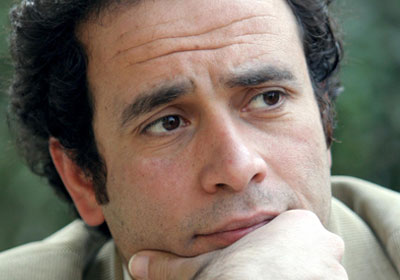 عمرو حمزاوي