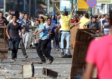 اشتباكات بين مؤيدي ومعارضي مرسي - أرشيفية