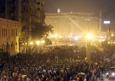 تظاهرات منددة ببراءة مبارك في ميدان عبدالمنعم رياض