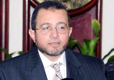 الدكتور هشام قنديل وزير الموارد المائية والري