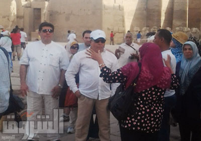 السياح الإيرانيون خلال زيارتهم للأقصر - تصوير - أحمد أبو الحجاج