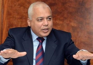 وزير الموارد المائية والري، محمد عبد المطلب