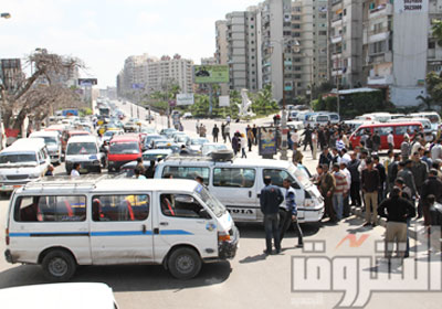 جانب من إضراب سائقي الميكروباص في الإسكندرية     تصوير: رافي شاكر