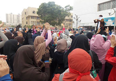 وقفة لطالبات الإخوان بأزهر كفر الشيخ