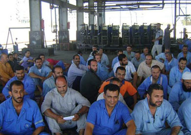 إضراب عمال  بتروجيت السويس - ارشيفية