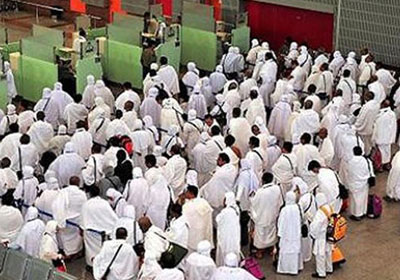 معتمرين مصريين بميناء سفاجا-ارشيفية