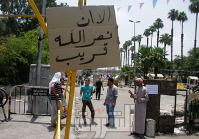 معتصمو  القاهرة فى انتظار الزحف - تصوير : زياد حسن