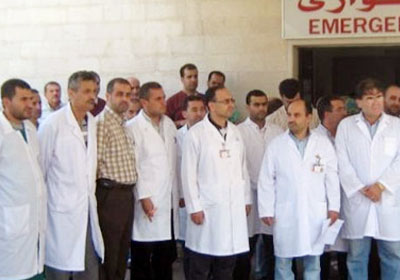إضراب جزئي مفتوح للأطباء والصيادلة بالمستشفيات