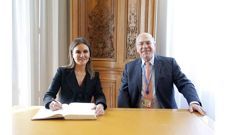 مصر وفرنسا توقعان مذكرة تفاهم لتعزيز التعاون والترويج للاستثمار بمصر