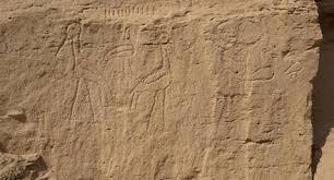 اكتشاف نقوش صخرية تمثل أوائل أشكال الكتابة في مصر القديمة بالأقصر