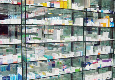 السوق المصري يواجه أزمة في الأدوية