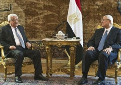 الرئيس منصور وأبو مازن
